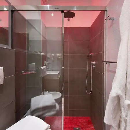 阿卡萨米亚韦尔康酒店 里米尼