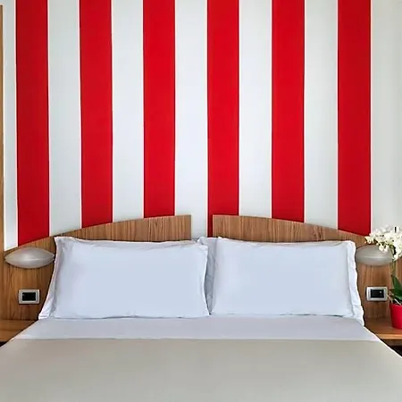 Hotel Acasamia Welchome By Oasigroup Rímini