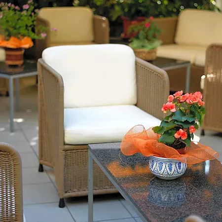 Hotel Acasamia Welchome By Oasigroup 3*
