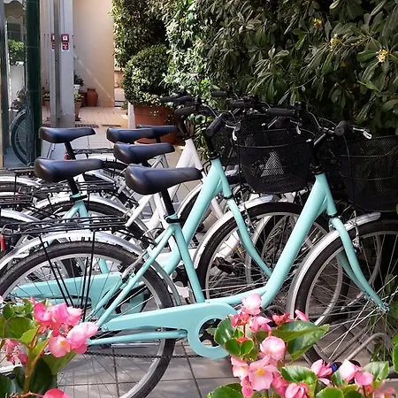 ホテル Acasamia Welchome Rimini Hotel By Oasigroup Hotels リミニ